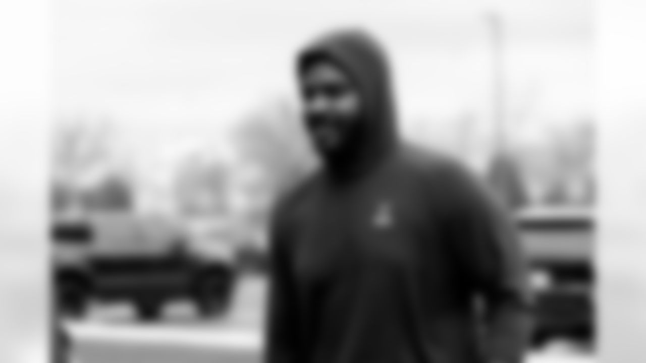 DT Jordon Riley (95)
