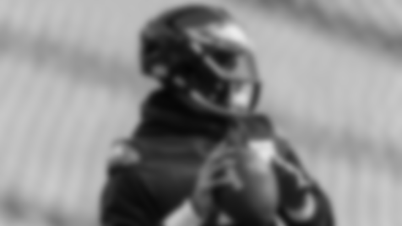 QB Jalen Hurts